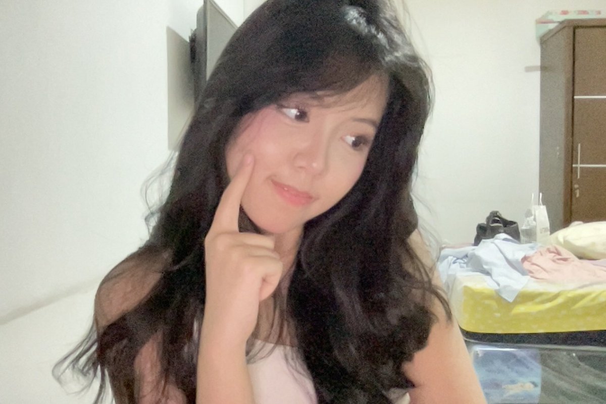 Bya🍓 tweet media
