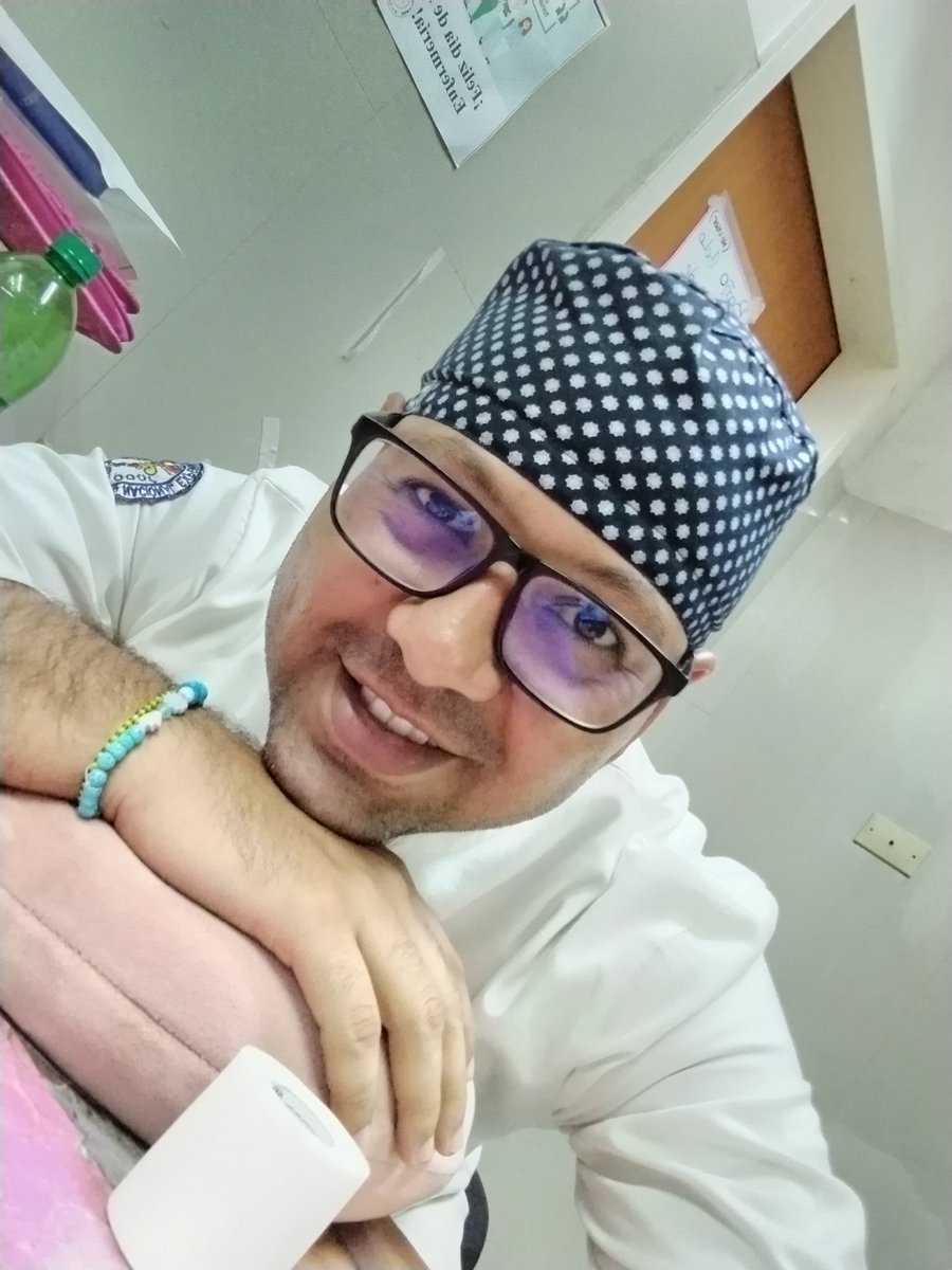 Kjsining's tweet photo. Domingo de sonreirle a los pacientitos pediatrícos de #LaGuaira 😊 https://t.co/Mu8lBBpcYS