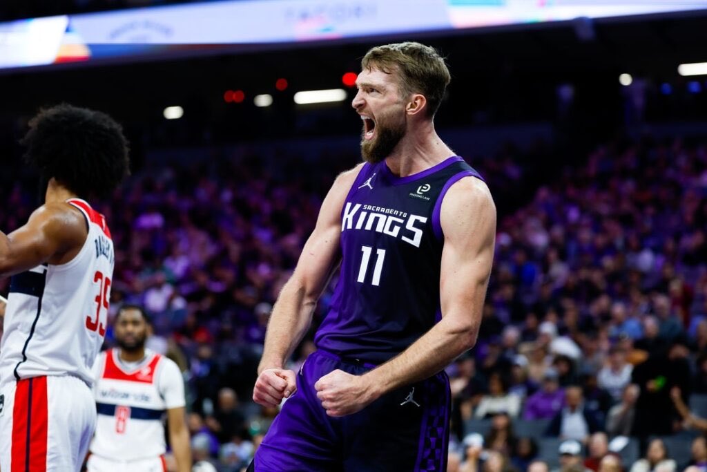 Kings Lead tweet media