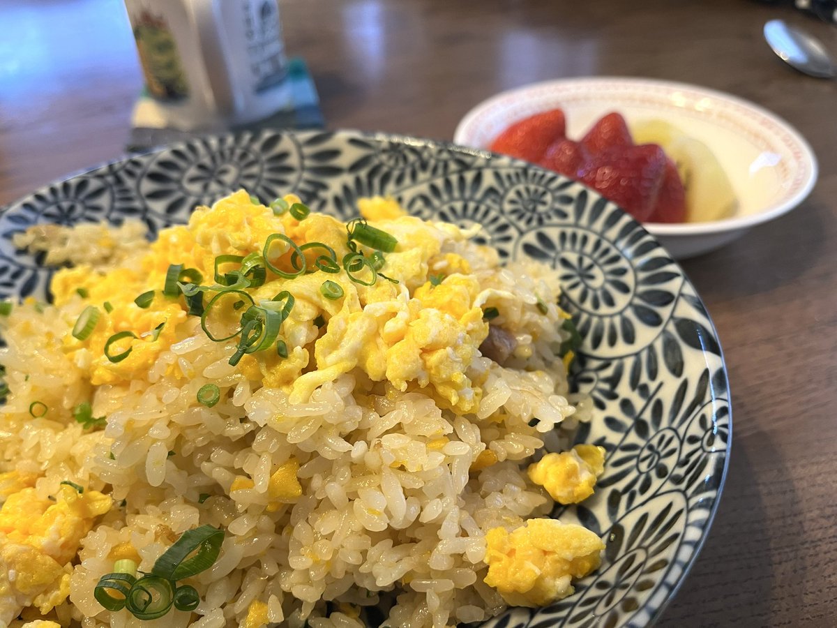 おり tweet media