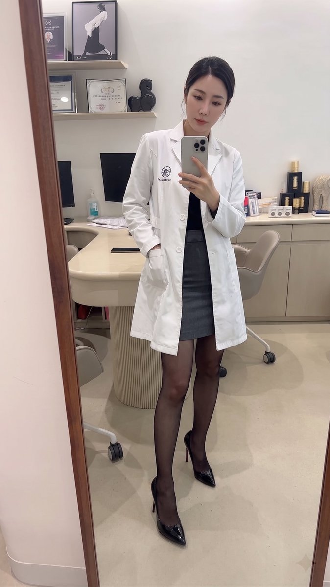 皮肤科刘姨 tweet media