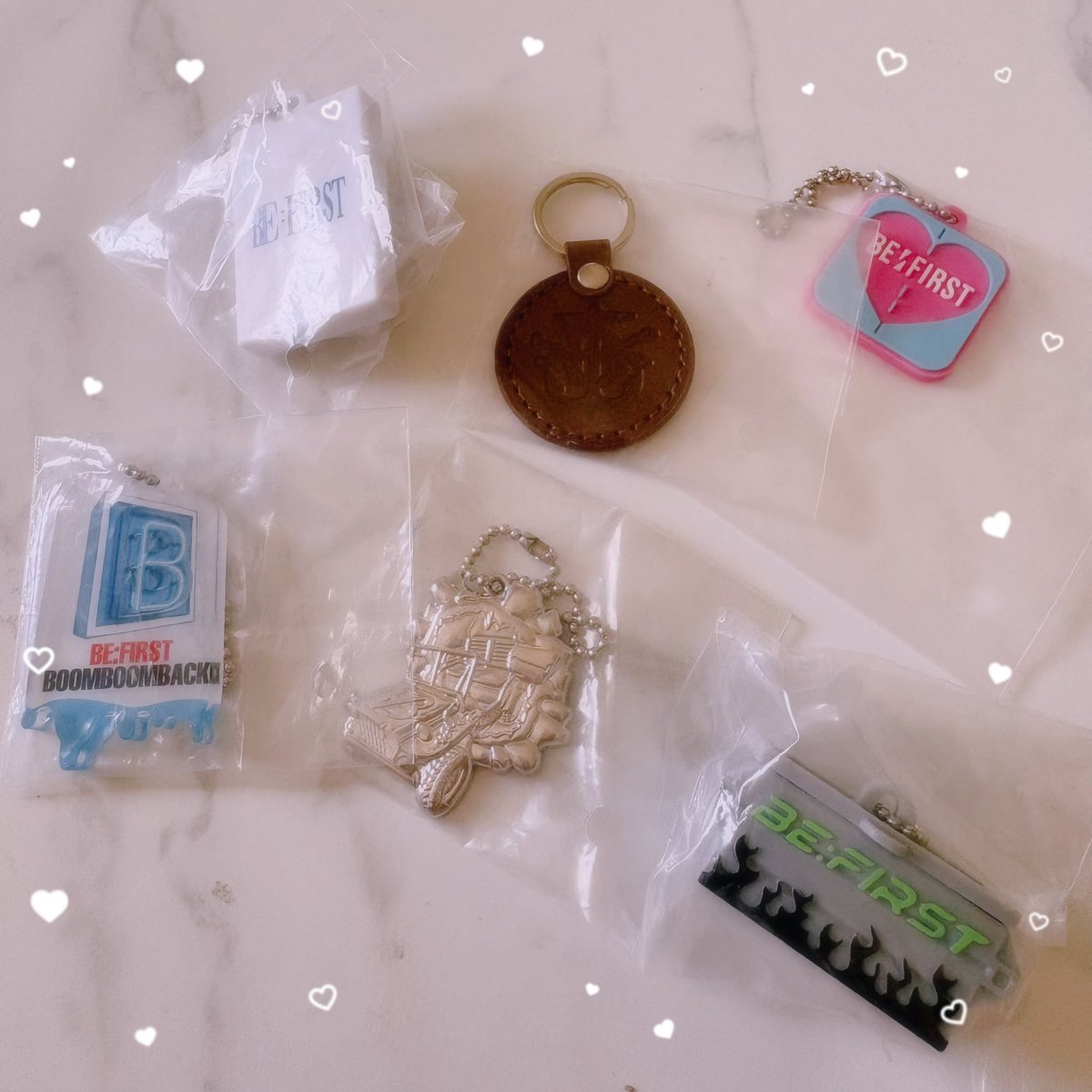 oshun_bf's tweet photo. ガチャ6回して一つだけ被っただけで後はいい感じに出てくれて、交換していただけたからコンプできた🥹💘 https://t.co/xP4D6EeTK9