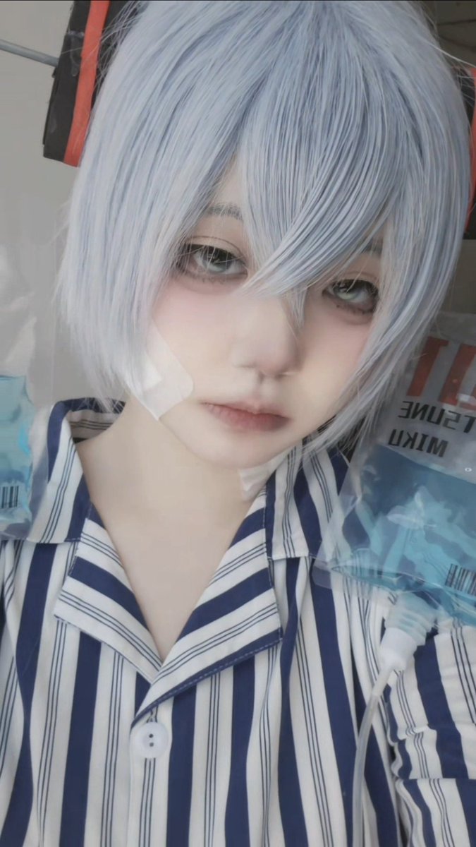 욘 tweet media
