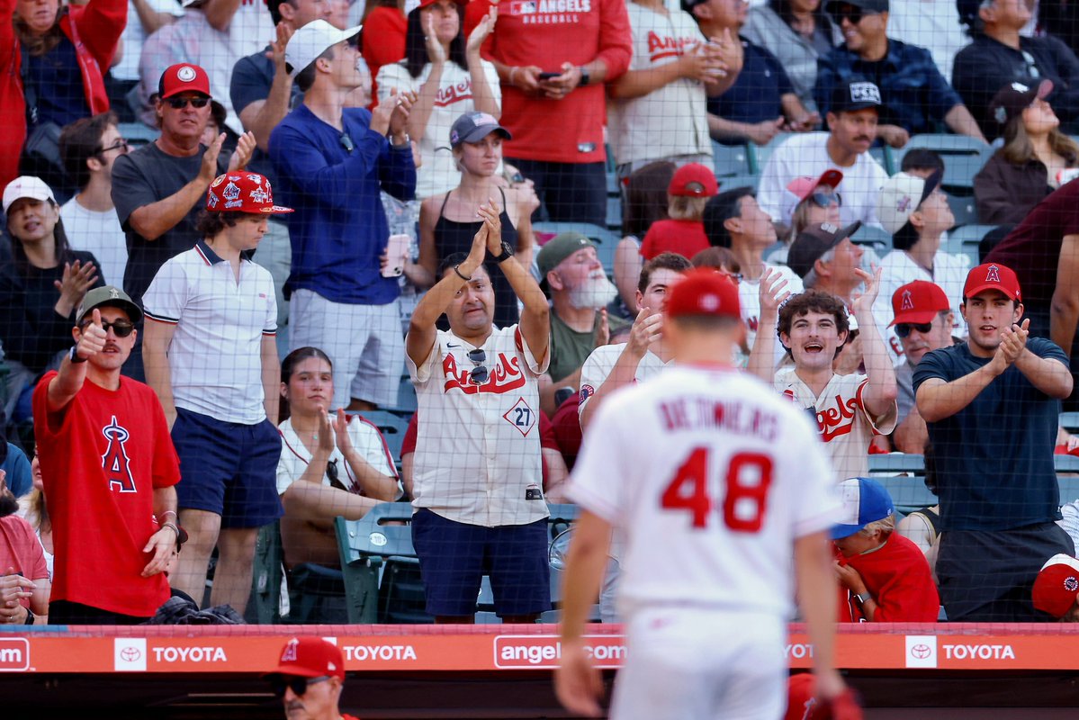 Los Angeles Angels tweet media