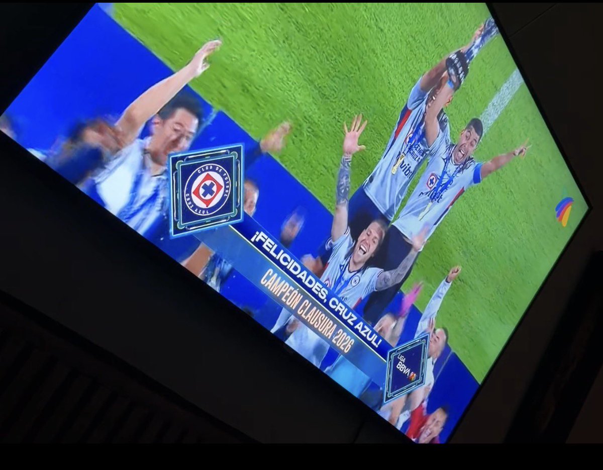 DanieScarpulli's tweet photo. No hay más fantasmas… somos campeones #cruAzulcampeon 💙 y en CU NUESTRA CANCHA 🤣🤫

#azules #cruzazul https://t.co/zd9zzJgOCc
