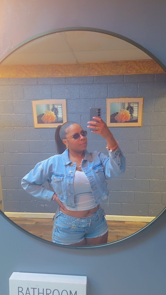 Da_coldest33's tweet photo. Staying True To Myself 💋 https://t.co/POR7xaKW8j