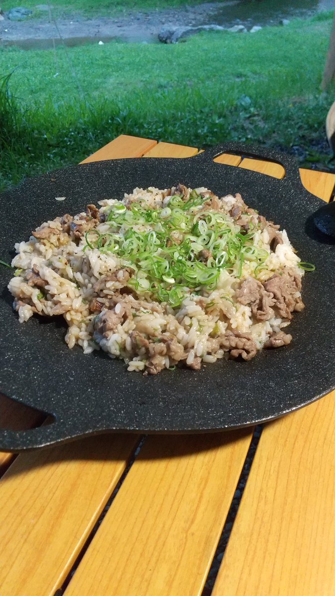 imutectypeR's tweet photo. キャンプでの調理もしやすく使いやすい‼️オクタステンレスファイアベース

コーン抜きのペッパーランチとピザをキャンプ飯で食べました。

#キャンプ飯 #キャンプ #穂別キャンプ場 #オクタステンレスファイアベース #焚き火台 #焚き火 https://t.co/P736yS0V6N