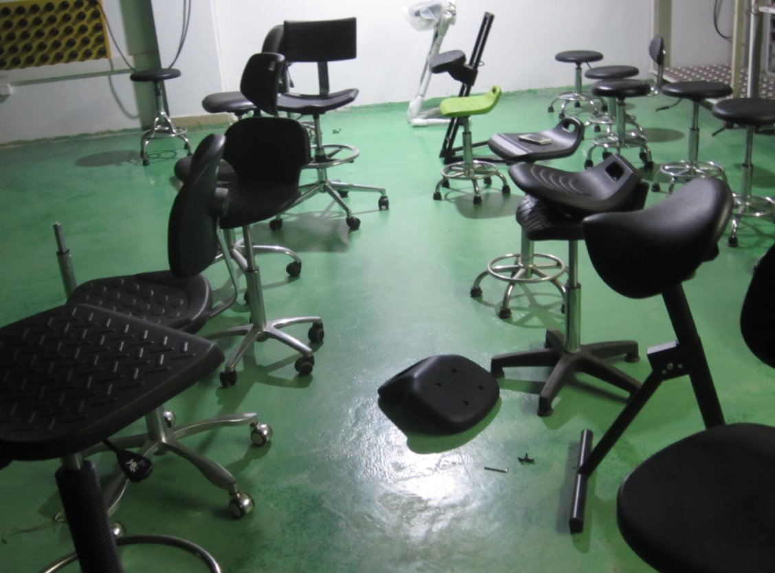 piscel's tweet photo. #industrialchair #workchair https://t.co/iOZrXvTaRK