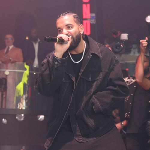Music-News.com tweet media