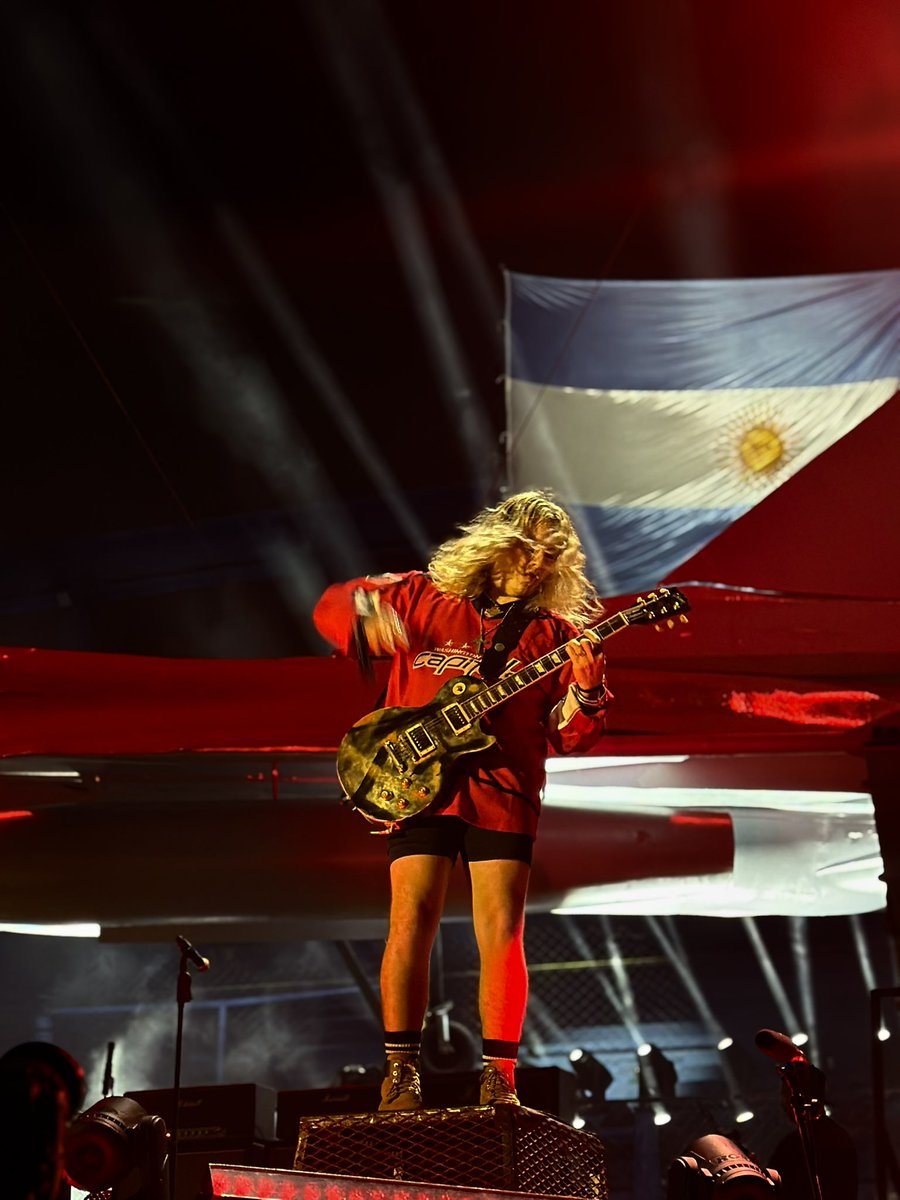 cataerbakera's tweet photo. qué placer que sea nuestro loco aguante argentina y airbag https://t.co/9j4SPNsTkk