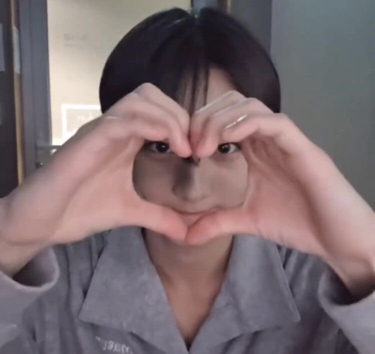 몰랑쀼…ᐡ•̅ ·̫ •̅ᐡ tweet media