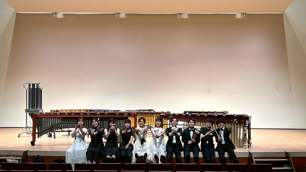 yu2_perc8__tcm's tweet photo. 5/22(金)、小川冬音先輩主催による「鳴命打(めいめいうち)」終演いたしました。
学部からお世話になっている先輩方とご一緒させていただき、大変貴重な機会をいただけたこと、心より感謝申しあげます。
本番はかなり緊張しておりましたが、終演後にはとても幸せな時間だったなと感じることができました。

この経験を今後の活動にも繋げていけるよ���、これからも精進してまいります。