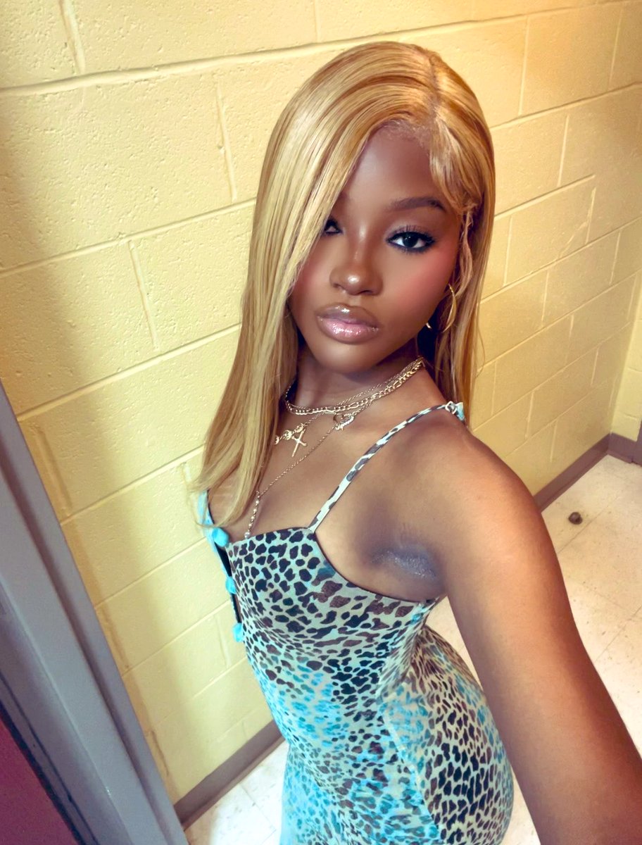 tia da minx 🐆 tweet media