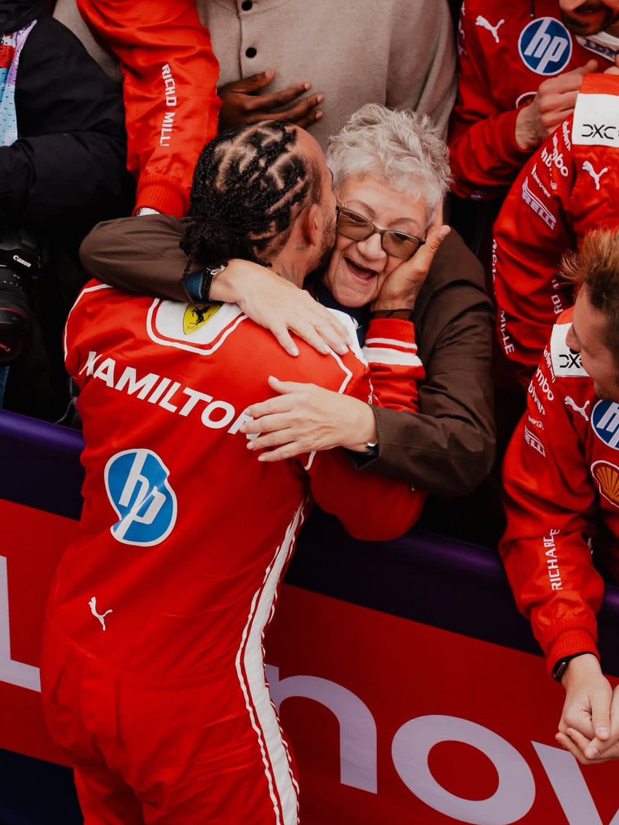 Lewis Hamilton shares a moment with his mom in new photos! 🥹