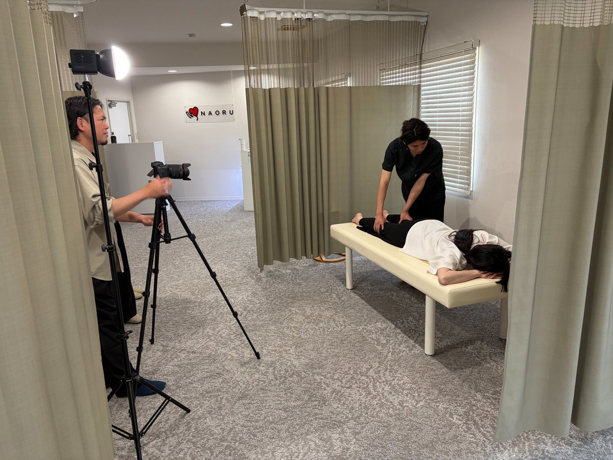 fcmanag's tweet photo. 今日はHPBの撮影。金沢で活躍するモデルさんを
アサインし、被写体になっていただきました

このモデルさんの自宅が
昨日ポスティングしたお家の1軒だったらしく
投函されたチラシを持参してくれました。

なんだその奇跡…！？みたいなことが起きました✨ https://t.co/IsDwuD8qui
