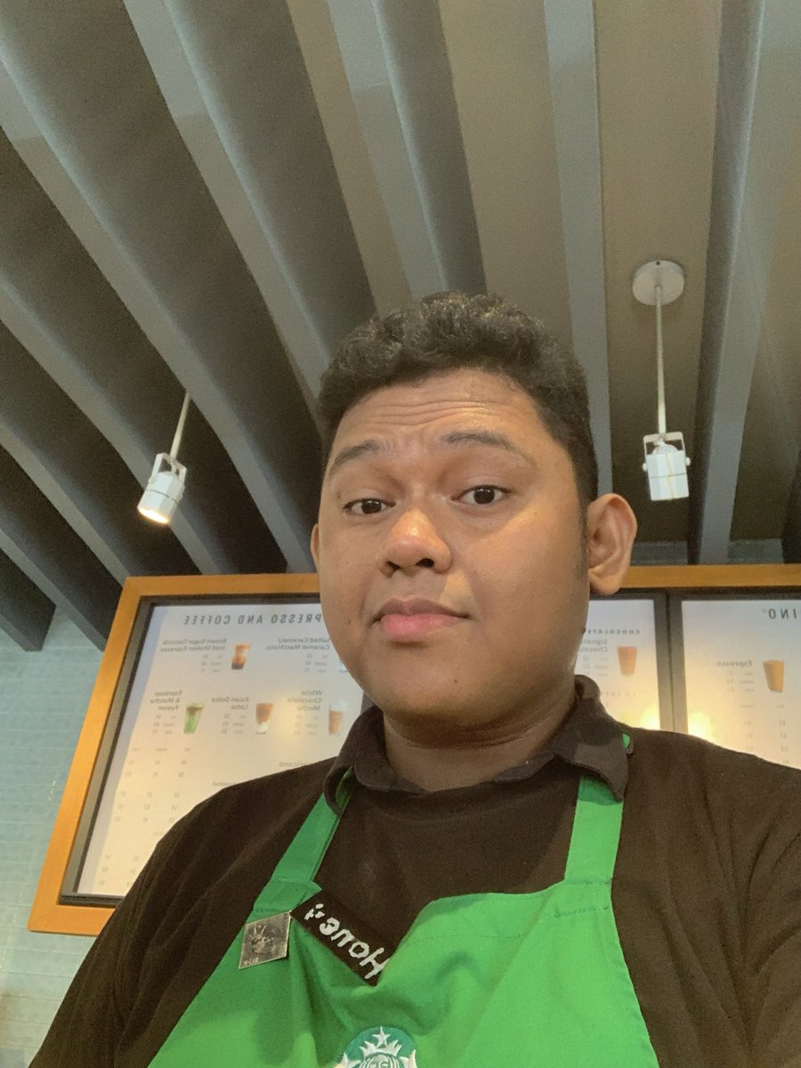 hneybii's tweet photo. hi kak, for here or to go? https://t.co/f4zUijO7eD