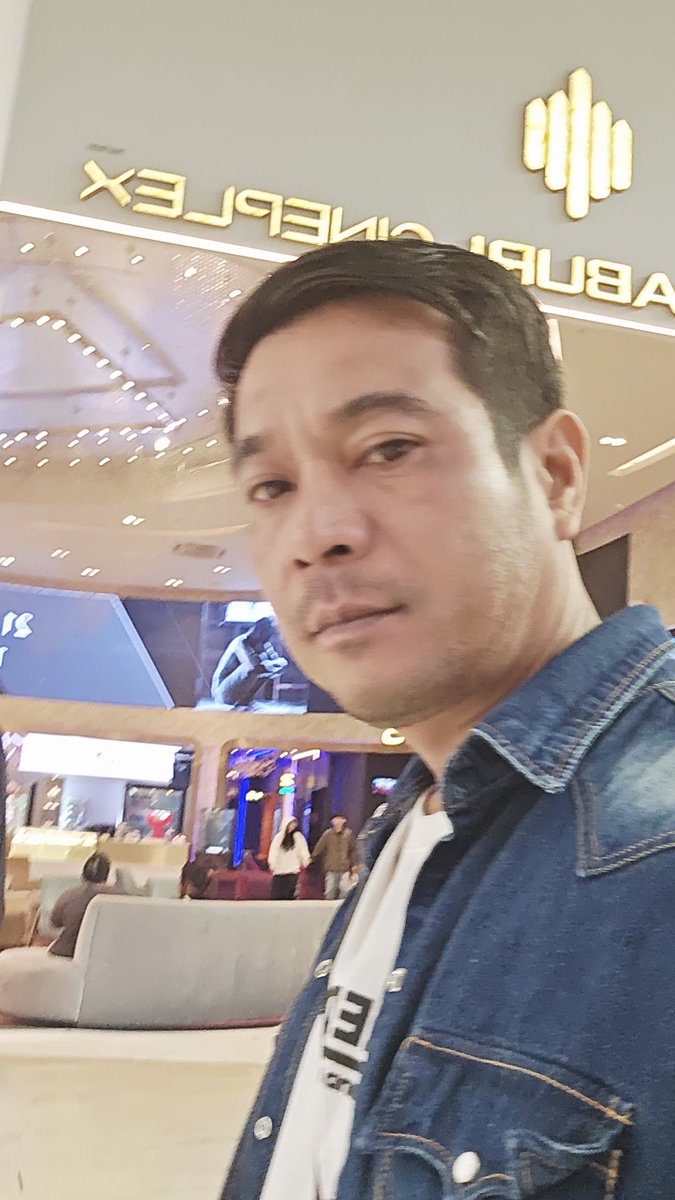 backjack75926's tweet photo. เท่วไปเลื่อย#จันทบุรี https://t.co/r8WUbz8cPx