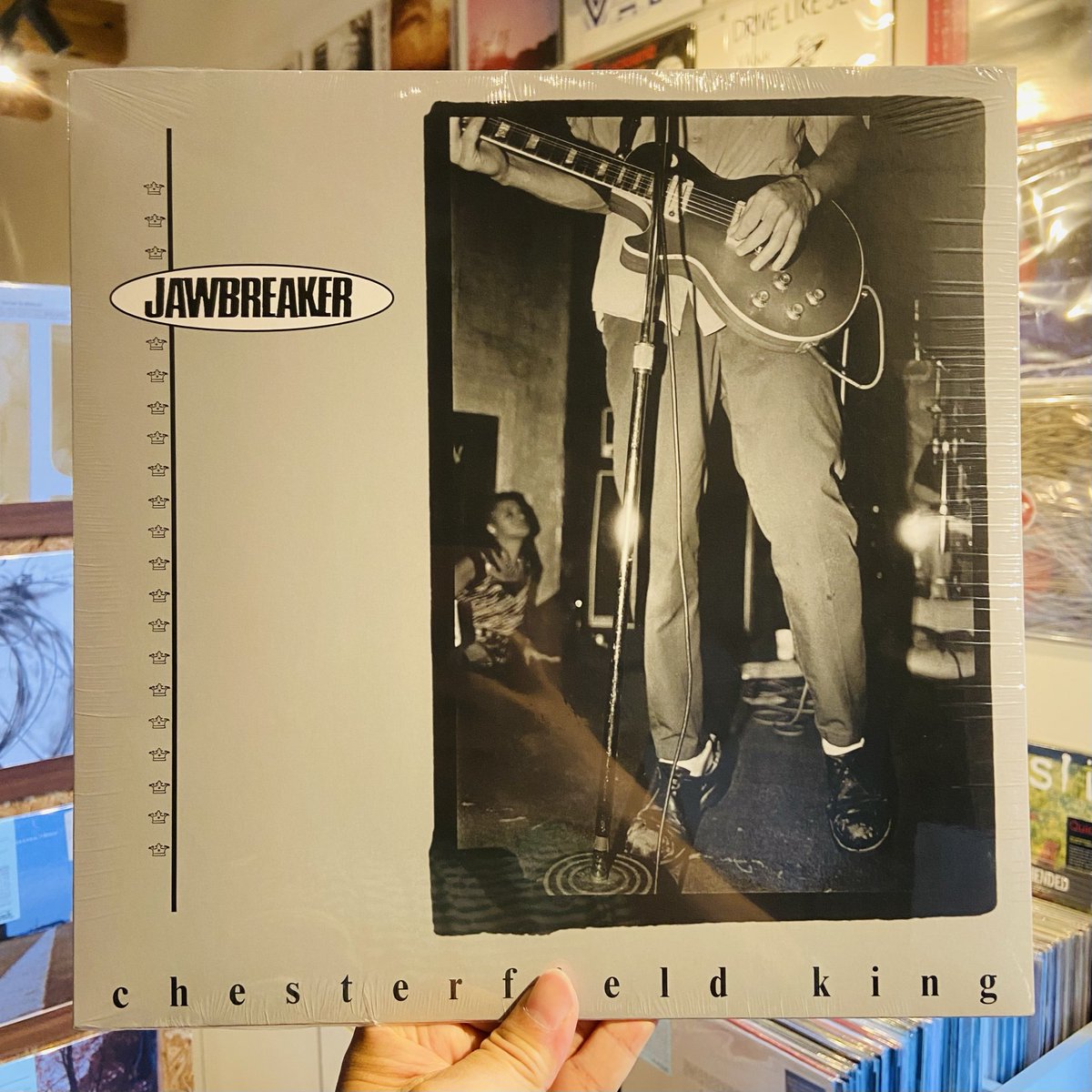 stiffslack's tweet photo. JAWBREAKERによる92年EP “Chesterfield King” がBLACKBALL RECORDSより再発。2nd “Bivouac” 期の重要シングルであり、後の“24 Hour Revenge Therapy”〜“Dear You”へ繋がるエモ/オルタナ原型的作品。
https://t.co/ph6wJZcOd2 https://t.co/PMxl3cJEzR