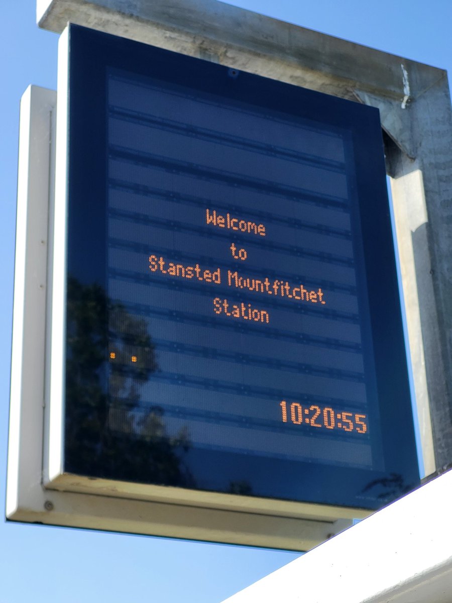 heyjo_Scot's tweet photo. @ScotRail please explain?! https://t.co/TPTs3fNwXz