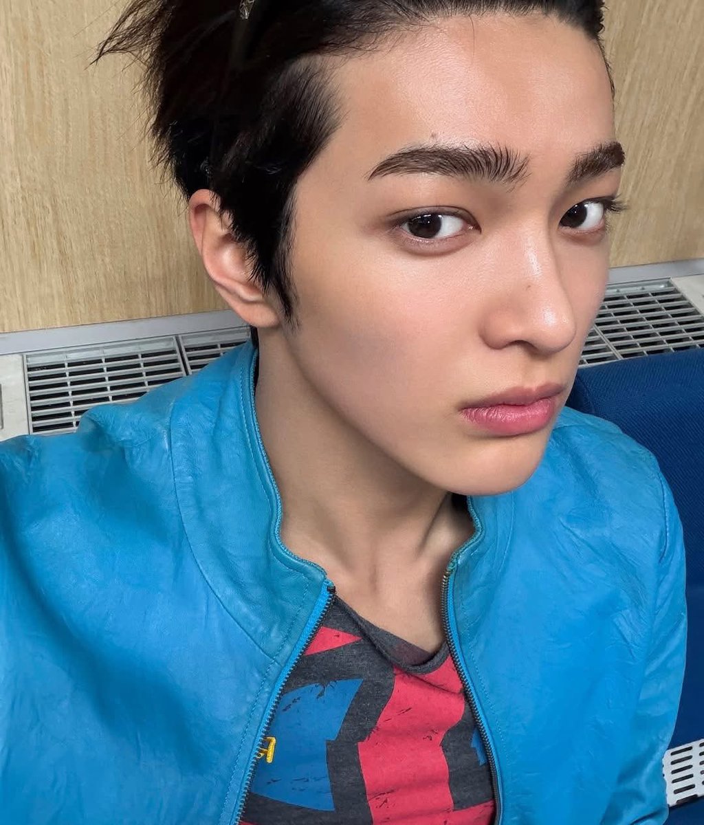 keonho pics tweet media