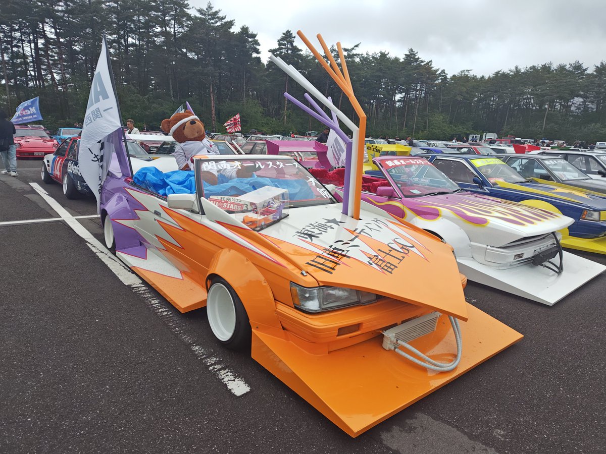 00tomo's tweet photo. 東海★旧車ミーティング
#街道レーサー https://t.co/cXYgdW3YKO