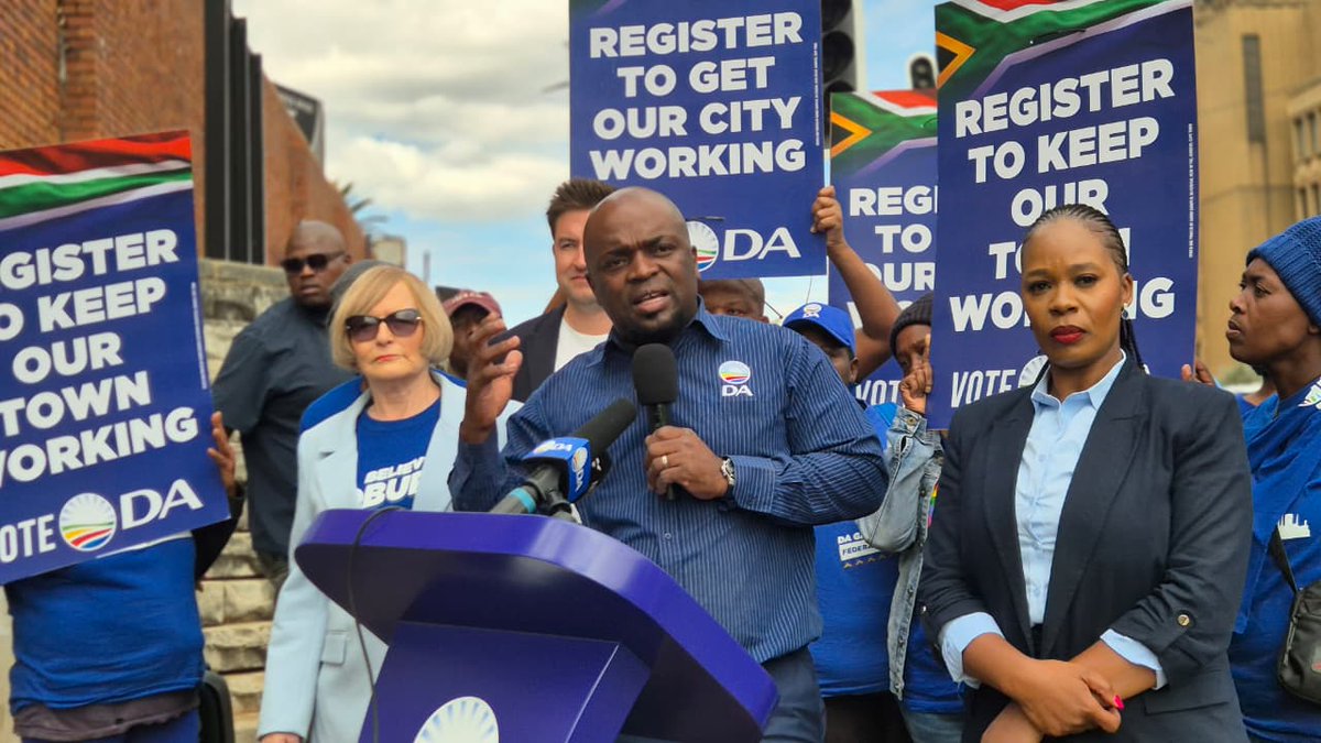 Democratic Alliance tweet media