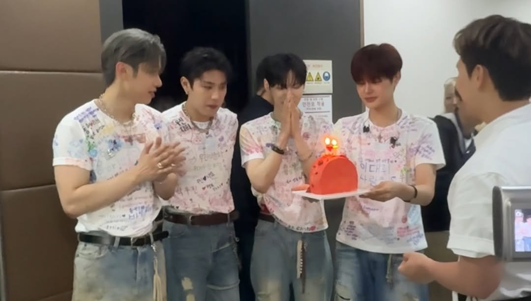 AB6IX INTERNATIONAL tweet media