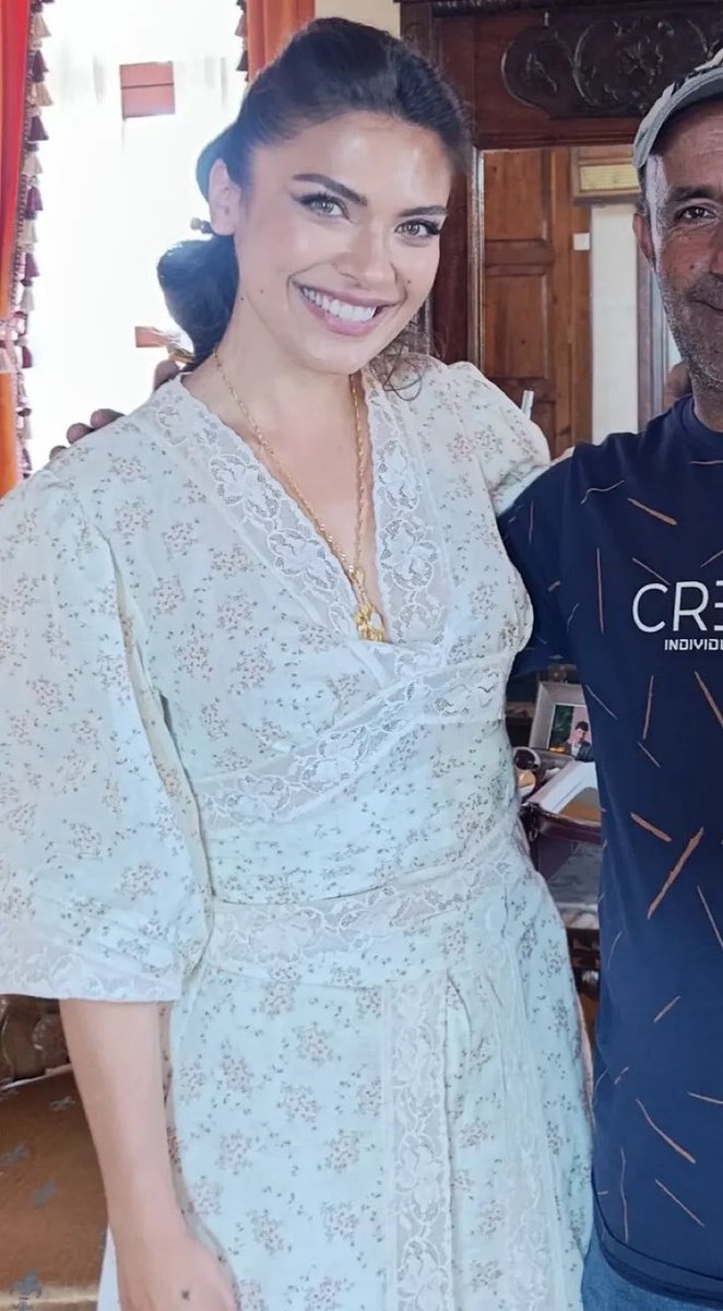 Nina 🦢 tweet media