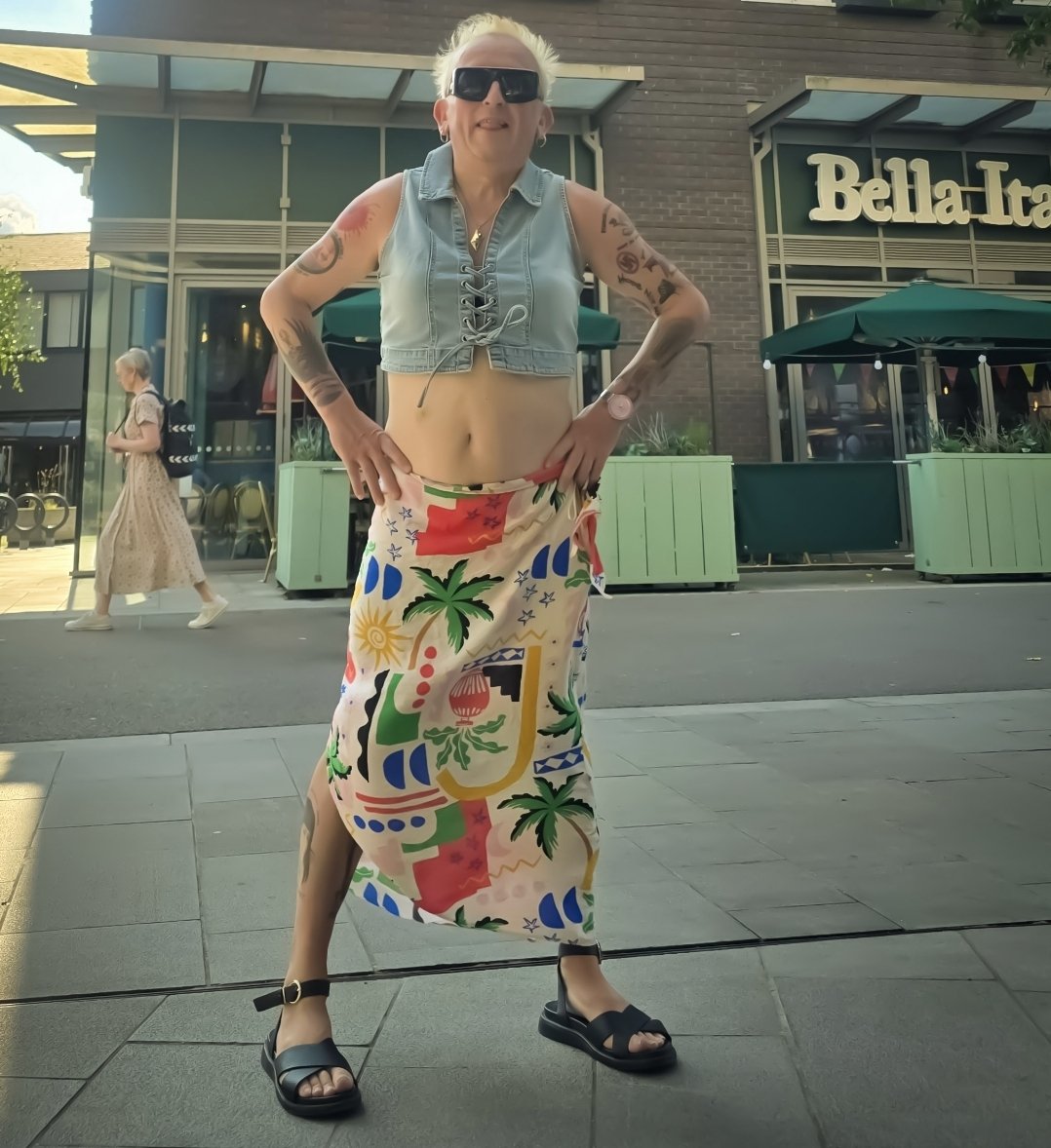 Kathleen Riot tweet media