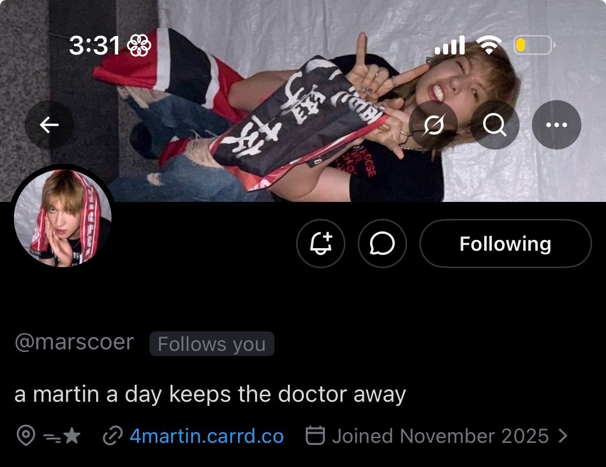 martini🍸 tweet media