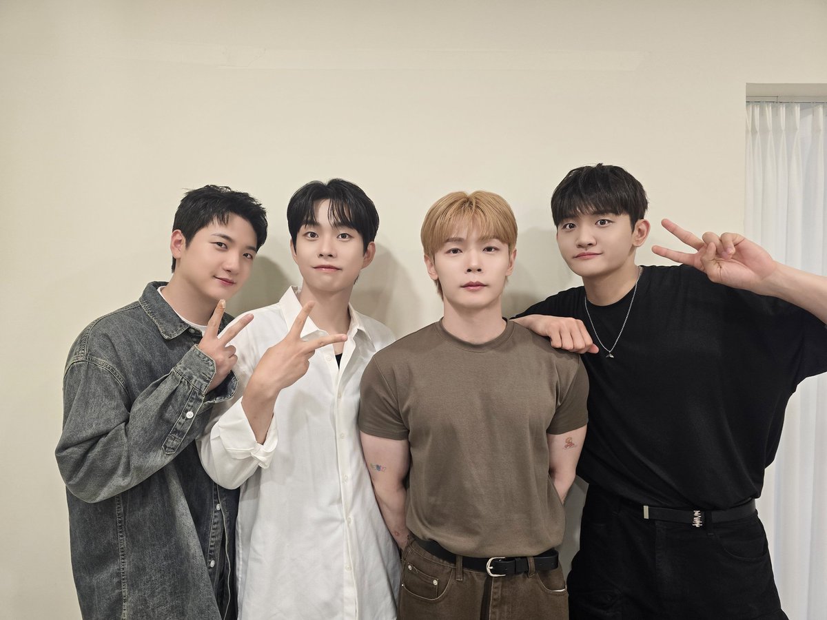 BAND LUCY | 밴드 루시 tweet media