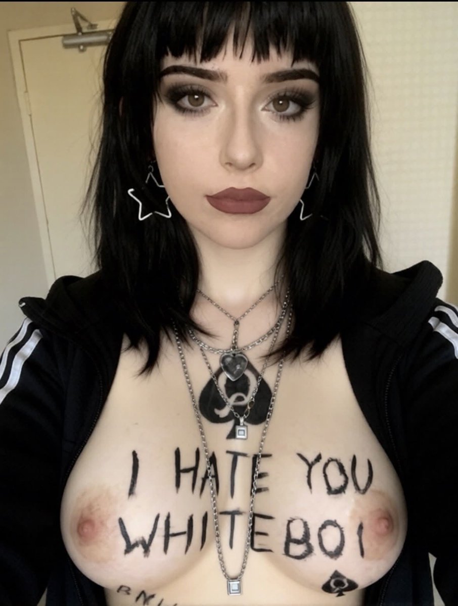 Emma♠️ tweet media