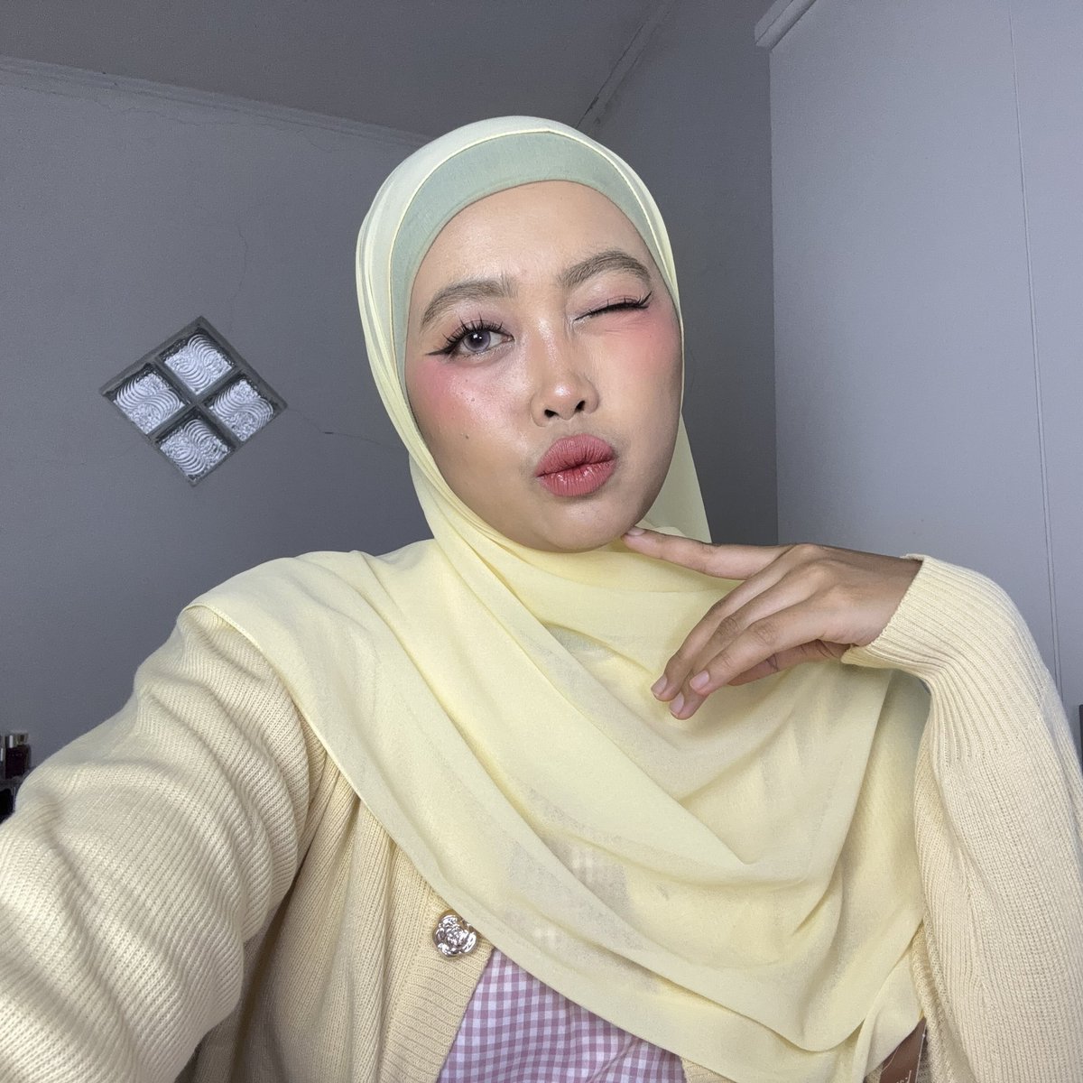 Mumut. ☽ tweet media