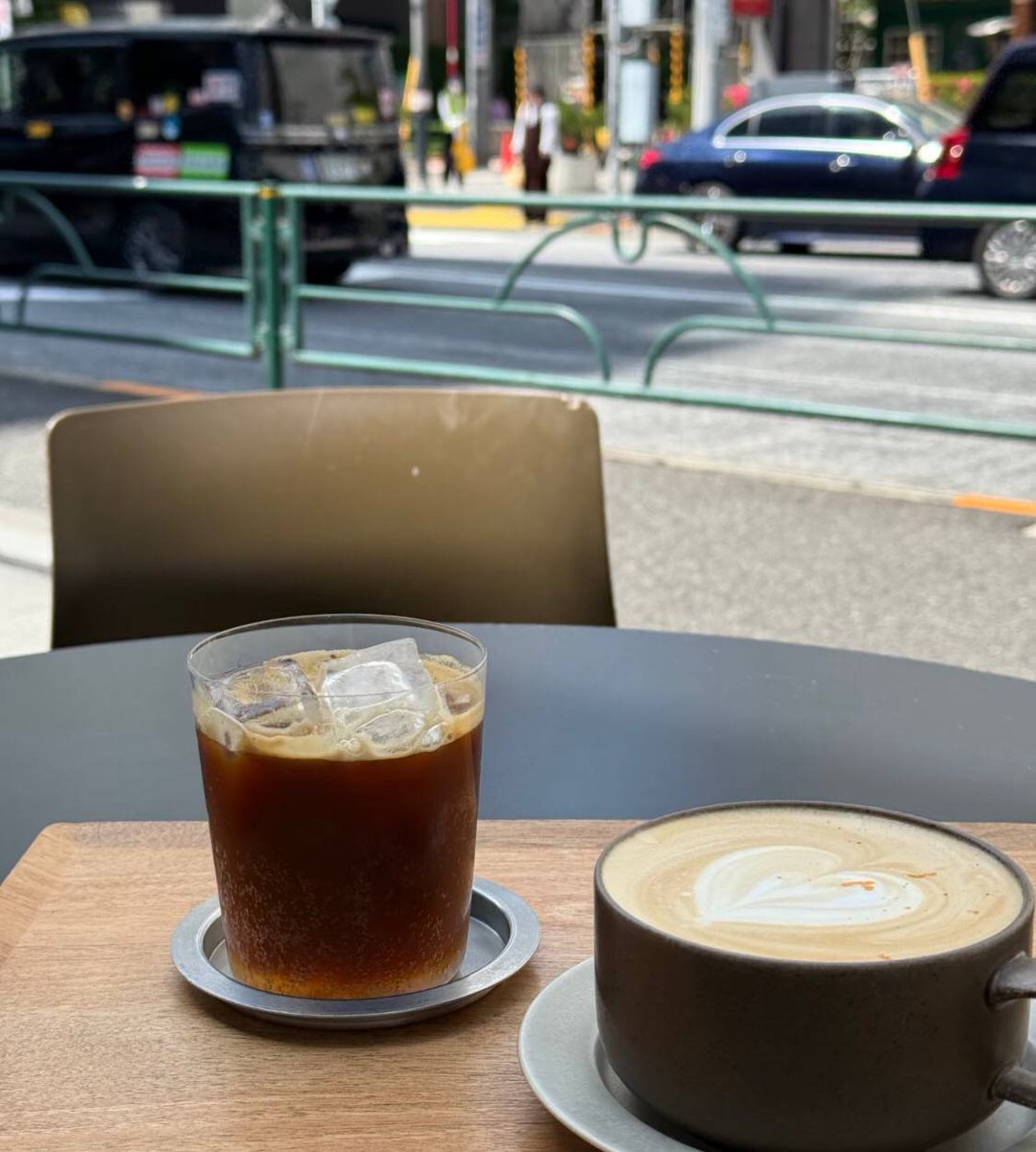 Rhosyn100's tweet photo. Returning to Tokyo, everyone still seems busy. Sitting down for a cup of coffee brings a different feeling https://t.co/nrWAFSPFcn