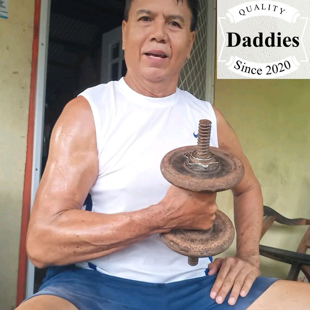 Premium Daddies tweet media