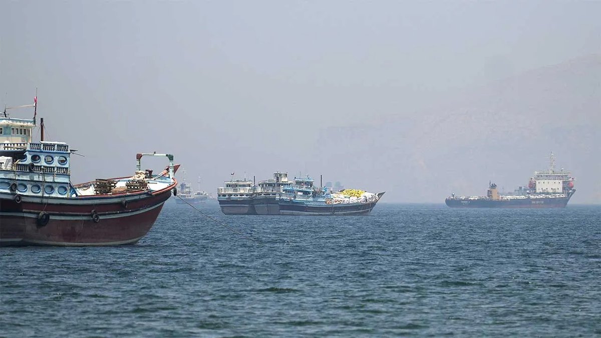 minutesmynews's tweet photo. Oman, Iran discuss principles of freedom of navigation in Strait of Hormuz in accordance with international law
https://t.co/VjNWkPoNCY
#minutesmy
#malaysiainminutes
#malaysianews
#mynnews
#Iran
#StraitofHormuz
#Omani
#discussions
#internationallaw
#finalization https://t.co/DJNXF9HR2Z