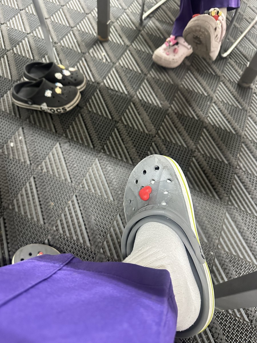 라댜 tweet media