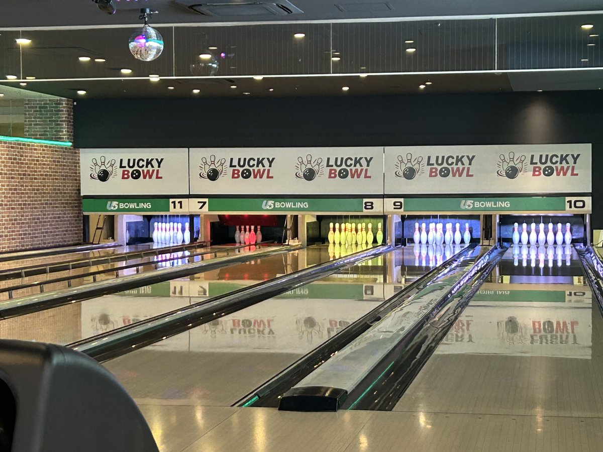 ha_bowling's tweet photo. 上原さんを邪魔しに来た😈 https://t.co/PFwLsDXcFn