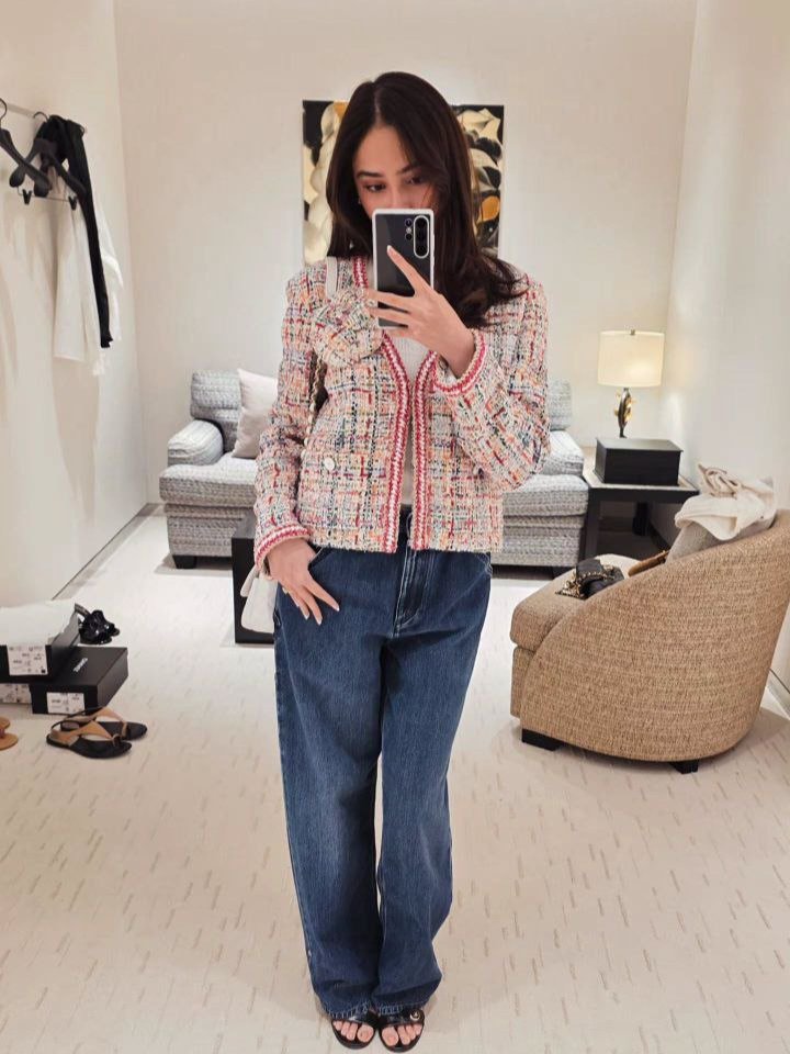 lovvputih's tweet photo. Syifa Hadju in Chanel 🤍

#CHANELMétiersdArt
#CHANELShow 
#CHANELinSeoul https://t.co/0S6VOAtlSG