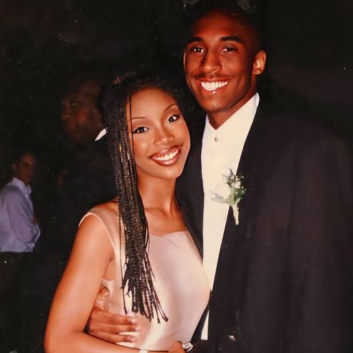 MrPopOfficial's tweet photo. 30 years ago today NBA-bound Kobe Bryant brought Brandy to his senior prom. https://t.co/uSyUBPXTOS