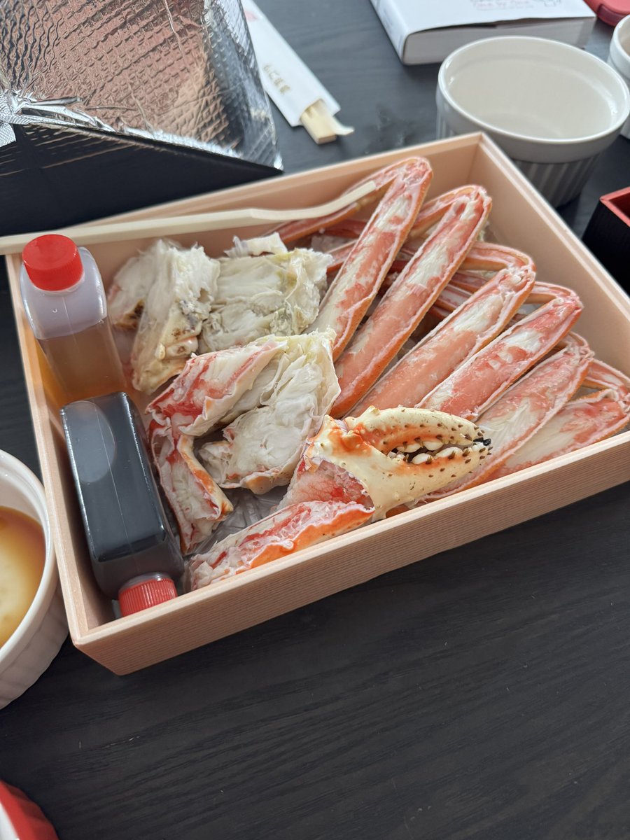 ヒカル tweet media