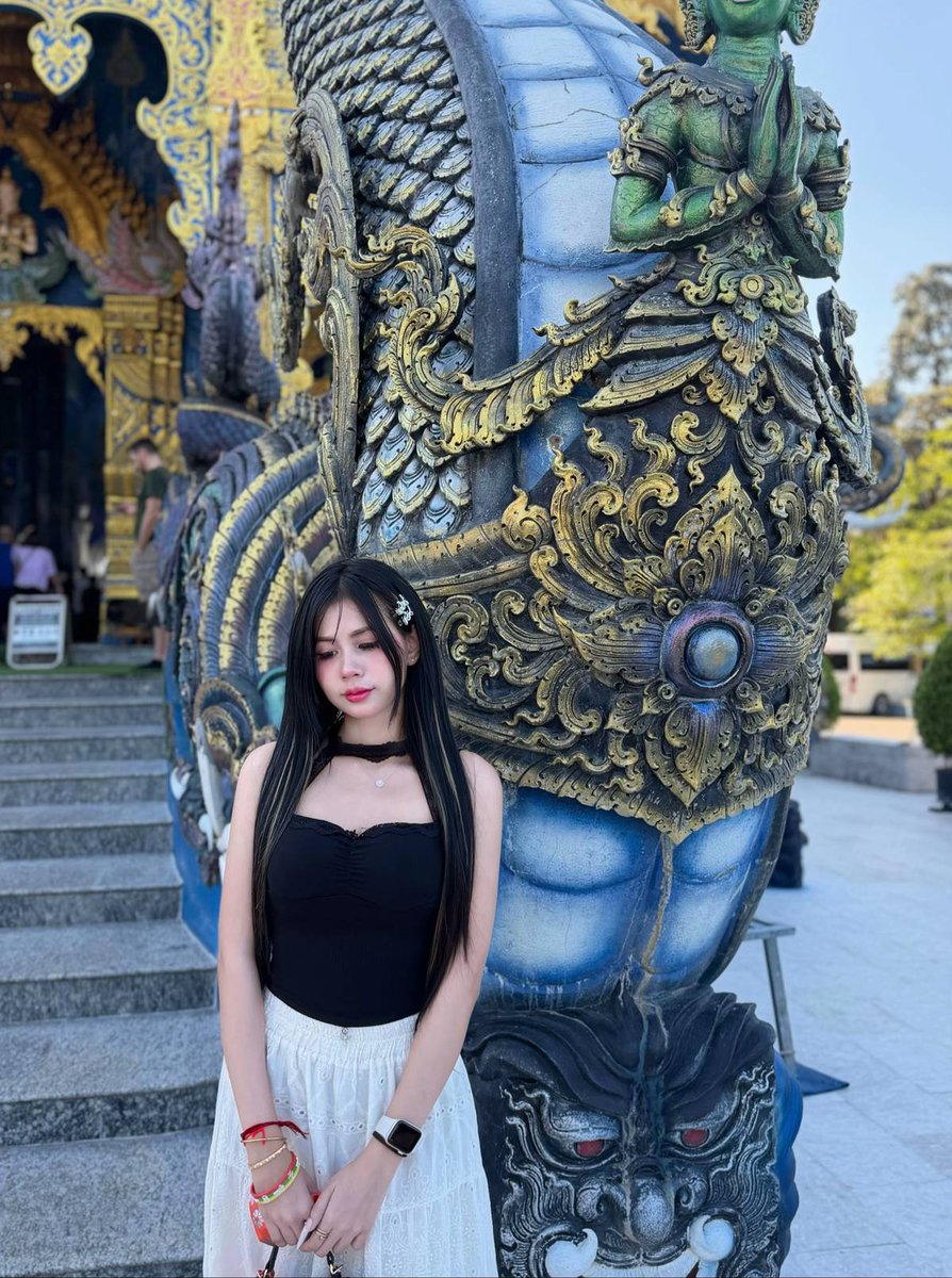 juuthinzar's tweet photo. Bkk မှာပတ်ခဲ့တုံးက https://t.co/O7IPcasfkU