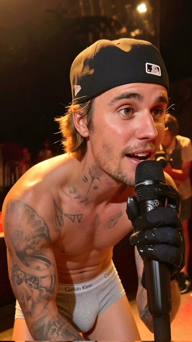 Biebs tweet media