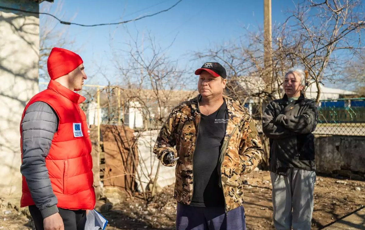 echo_Europe's tweet photo. “The main thing was to save the house,” says Mykola Orlov.

After surviving occupation and shelling in the Kherson region 🇺🇦, Mykola and Kateryna repaired their home with support from @Solidarites_Int and the EU - one of 200+ households assisted with housing restoration. 🇪🇺 https://t.co/CHKbrYT2PO