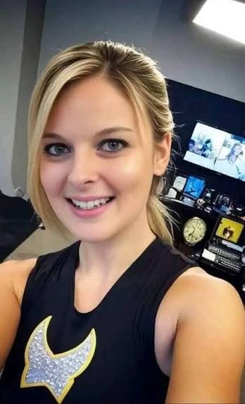 Lisa Kelly tweet media