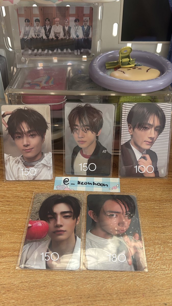 _keonhoon's tweet photo. wts lfb : 🇵🇭

enhypen sunghoon, heeseung and jay desire unleash, sin vanish &amp; daydream official photocards

mop - gcash 
mod - j&amp;t express

no pf; with toploader &amp; sleeves 

no ghosting if interested; no to bogus buyers

can negotiate with the prices, dm is the 🔑

#enhypenph https://t.co/3wV38s0Juy