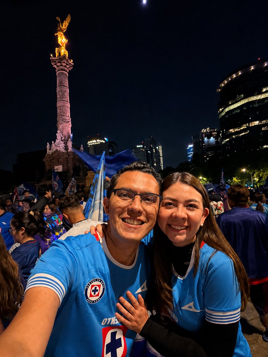 HugoMtzLopez's tweet photo. ❤️MIS10N CUMPLIDA💙🏆 https://t.co/xZEJoXOED1