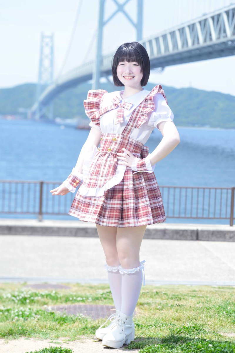 nacchishika's tweet photo. しおんちゃん #syny 髪切っててビックリ! 黒髪ボブは最強です。 https://t.co/6xYtw167qZ