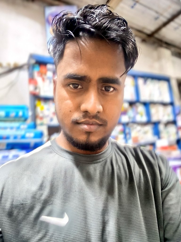 tarazul24's tweet photo. এই জীবনে ভালো কেউ আসুক এই প্রত্যাশাই করি 
#tarazul10
#viral https://t.co/SL1qBfevRW