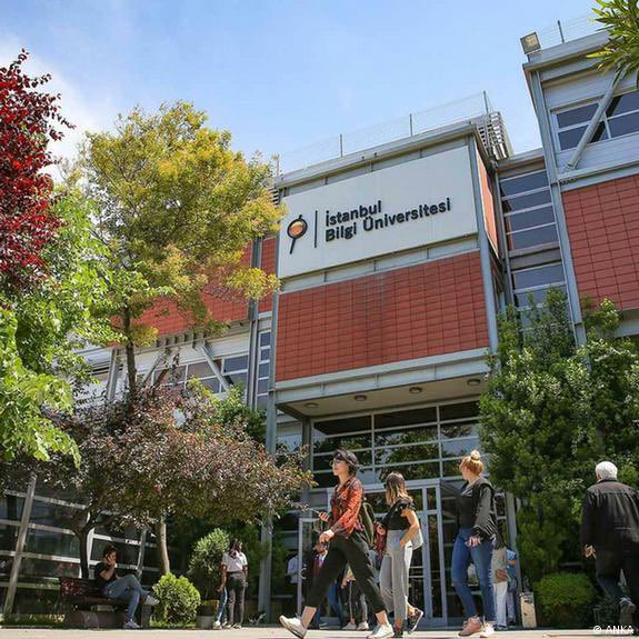 daktilock's tweet photo. #SONDAKİKA 

Bilgi Üniversitesi yeniden açıldı. https://t.co/Z6FgK4jcRW